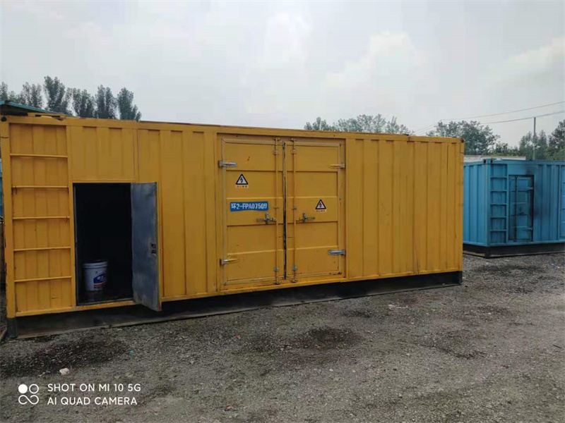 白山200KW柴油发电机组需要配备什么型号的电缆线？