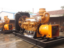 白山发电机组的频率规格是如何确定的？