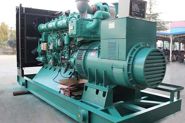 白山工厂发电机应急发电中如何优化燃油储备管理？