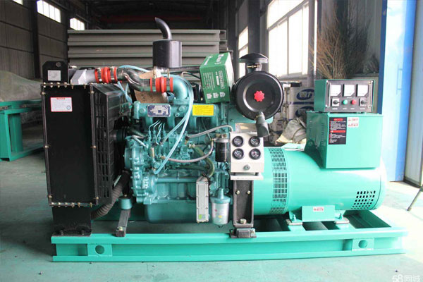 白山如何判断机油是否需要更换？