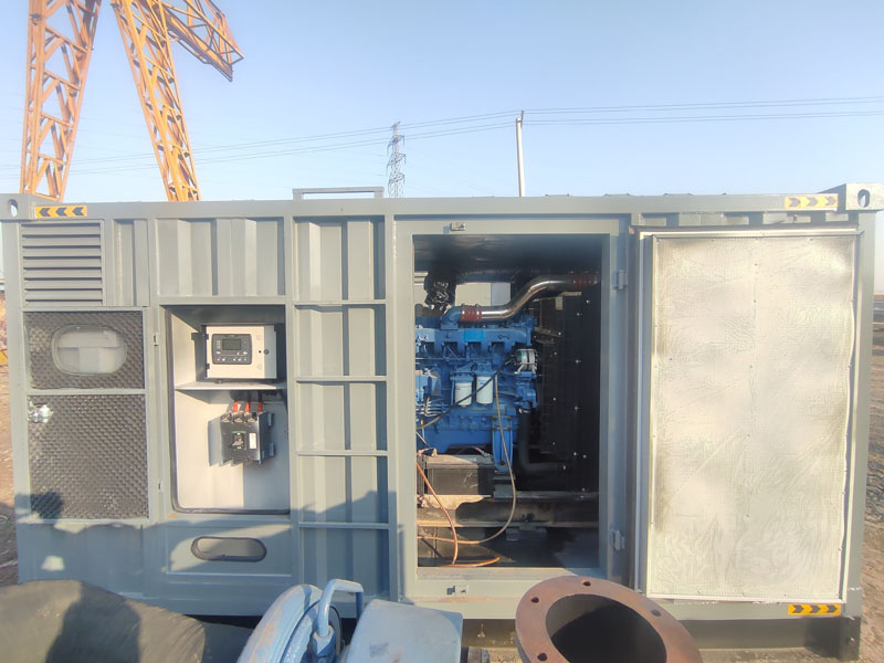 白山柴油发电机组的机油多久更换一次比较合适？