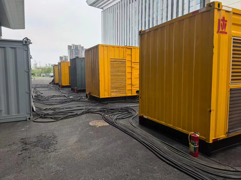 白山不同季节柴油发电机组保养有哪些注意事项？